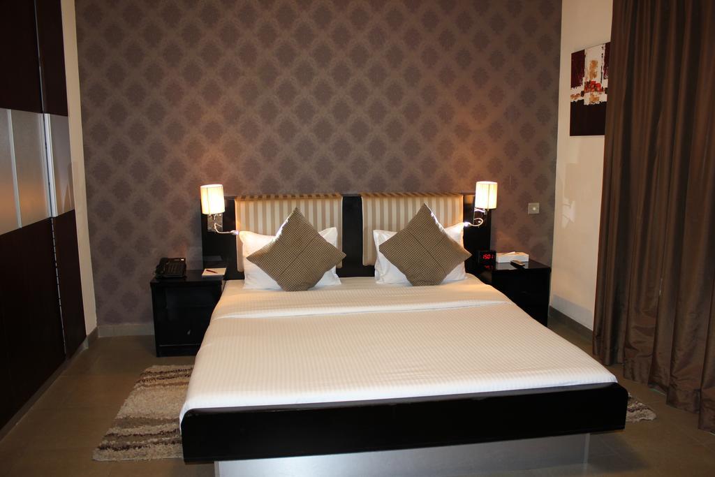 Royal Ascot Hotel Apartment - Kirklees 2 Dubai Luaran gambar