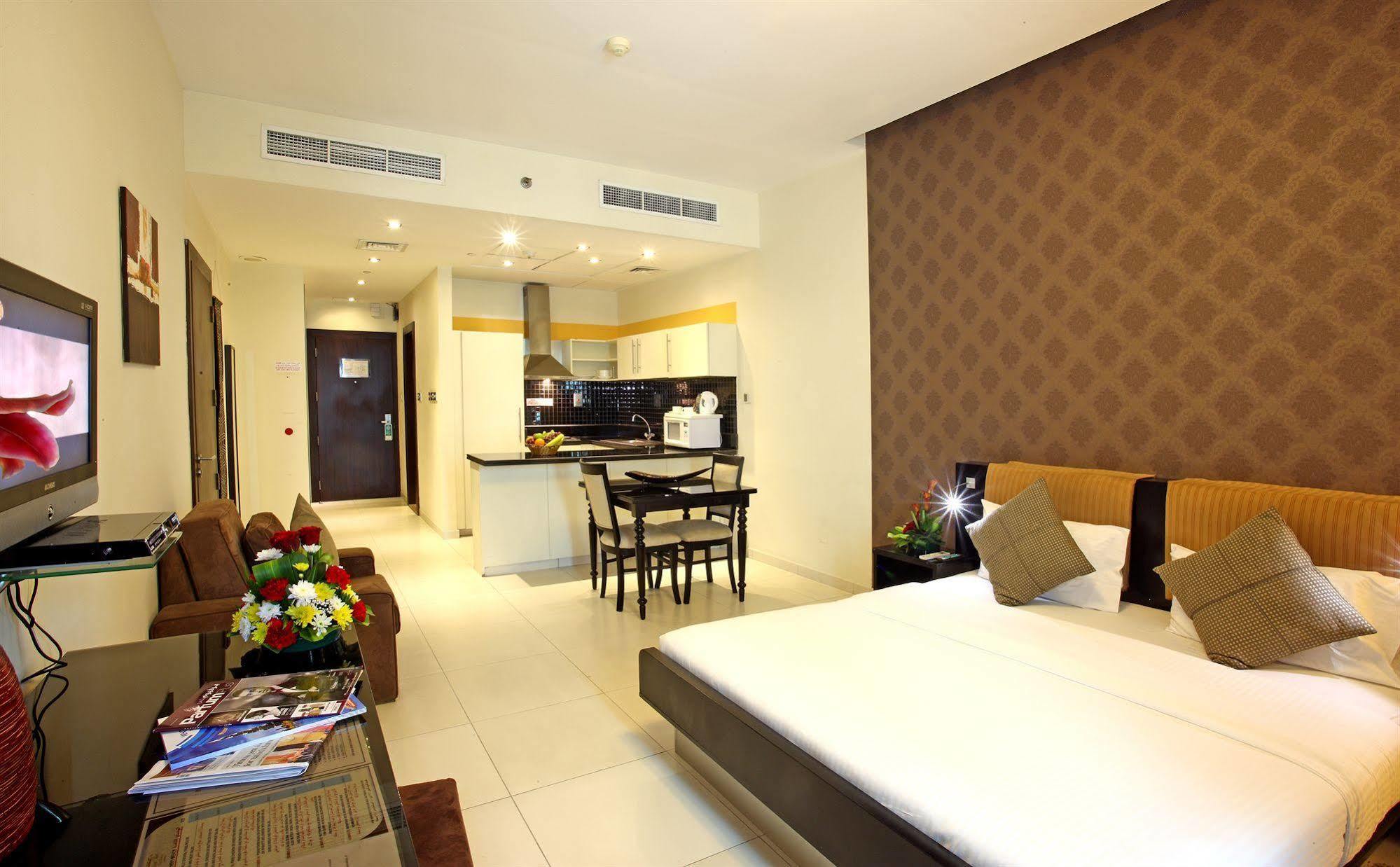 Royal Ascot Hotel Apartment - Kirklees 2 Dubai Luaran gambar